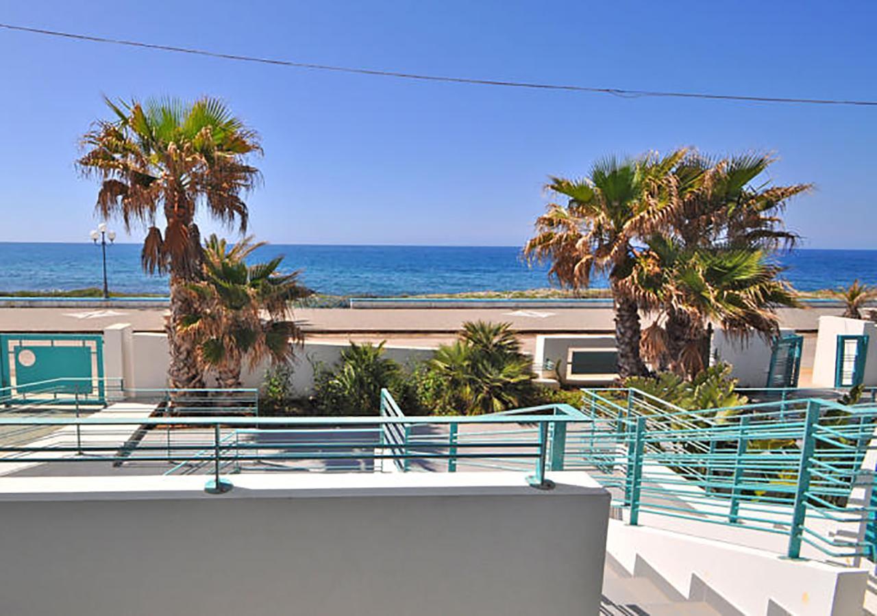 Terrazze Del Mare Aparthotel Racale Exterior photo