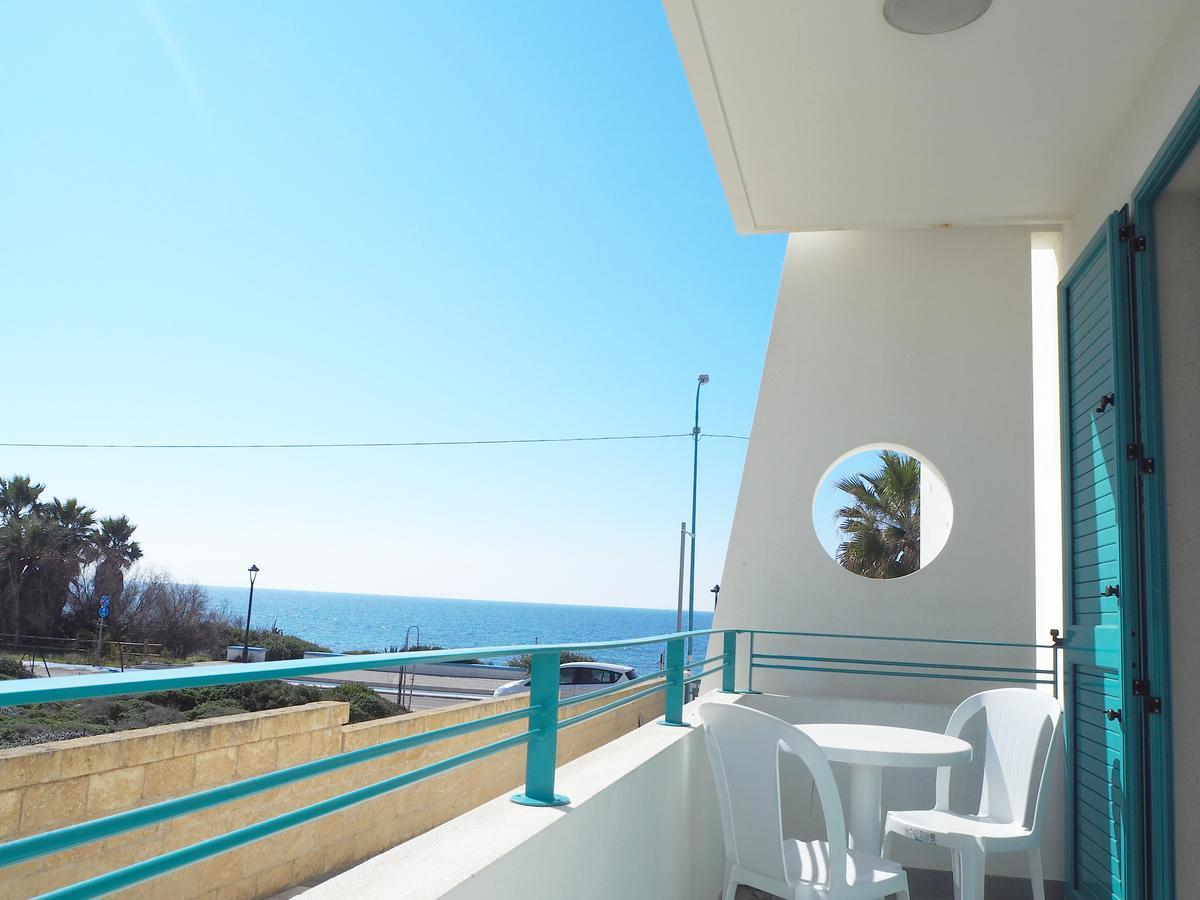 Terrazze Del Mare Aparthotel Racale Exterior photo
